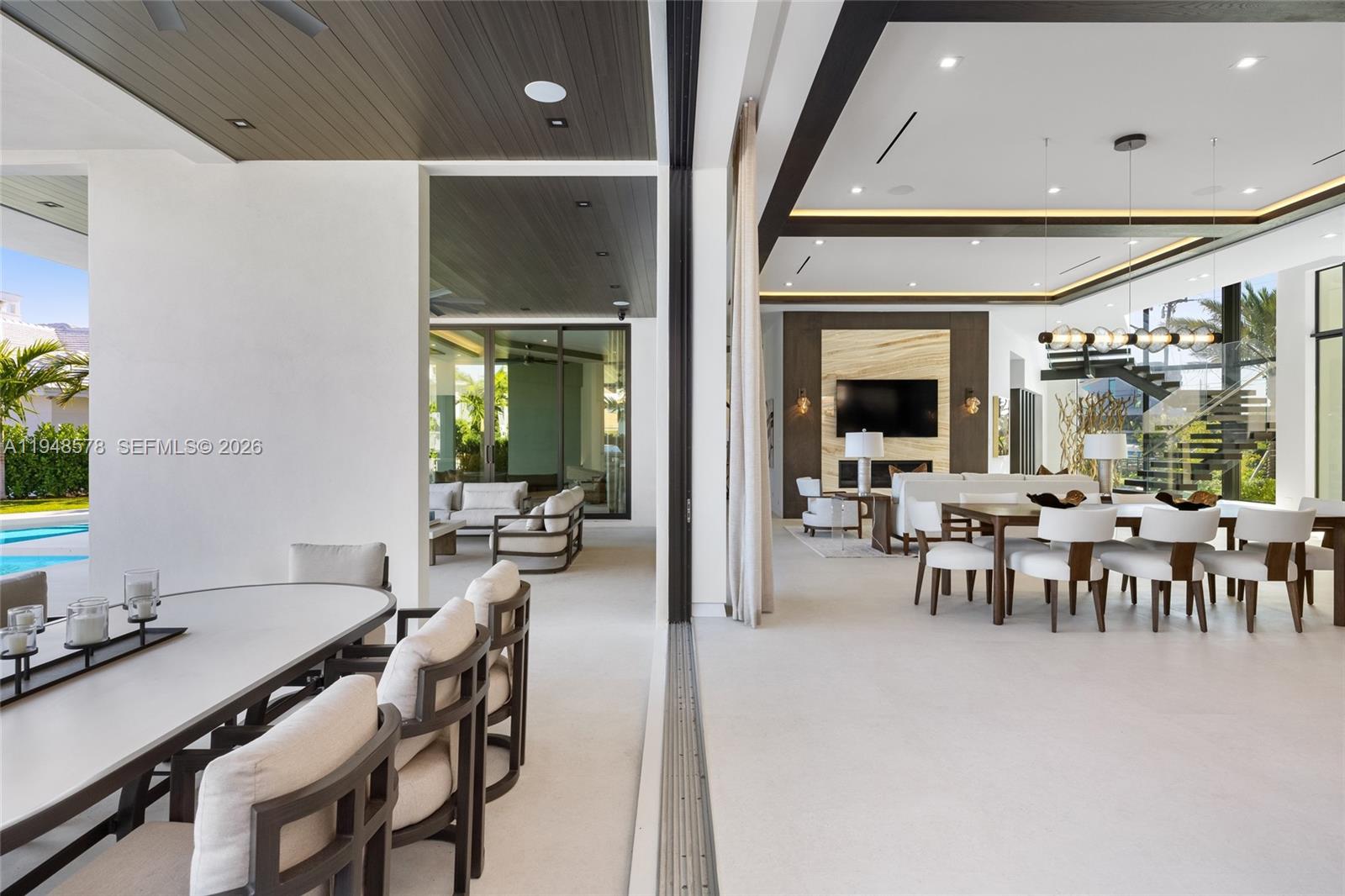 ISLA BAHIA - Residential