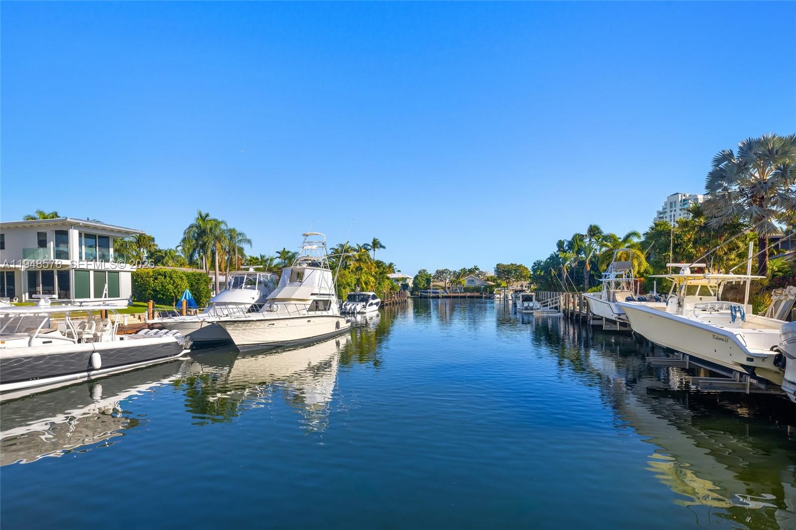 ISLA BAHIA - Residential