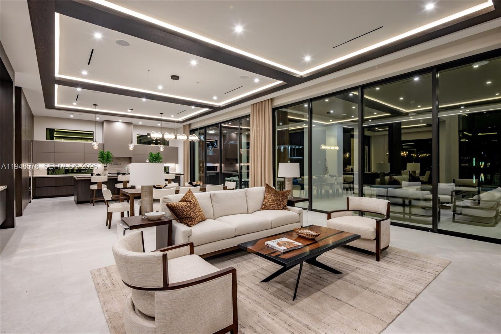 ISLA BAHIA - Residential