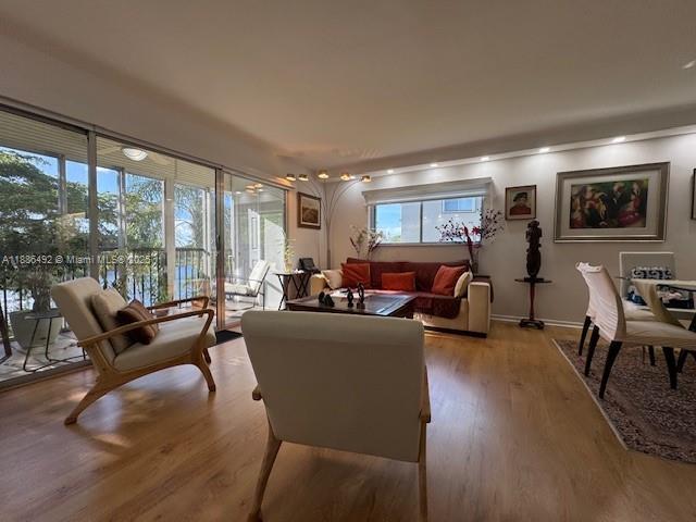 PLYMOUTH AT CENTURY VILLA - Residential