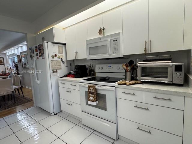 PLYMOUTH AT CENTURY VILLA - Residential