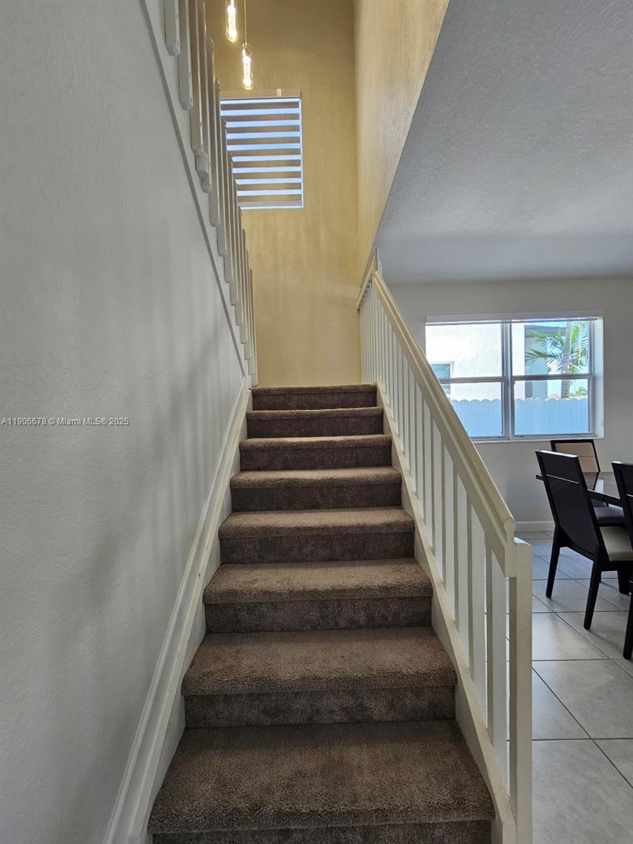 SIENA NORTH - Residential Lease