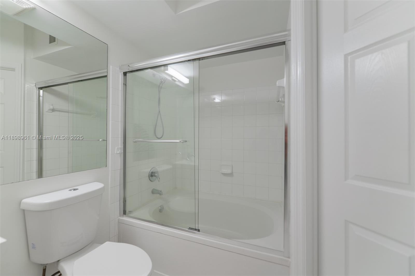 PORTO BELLAGIO CONDO - Residential