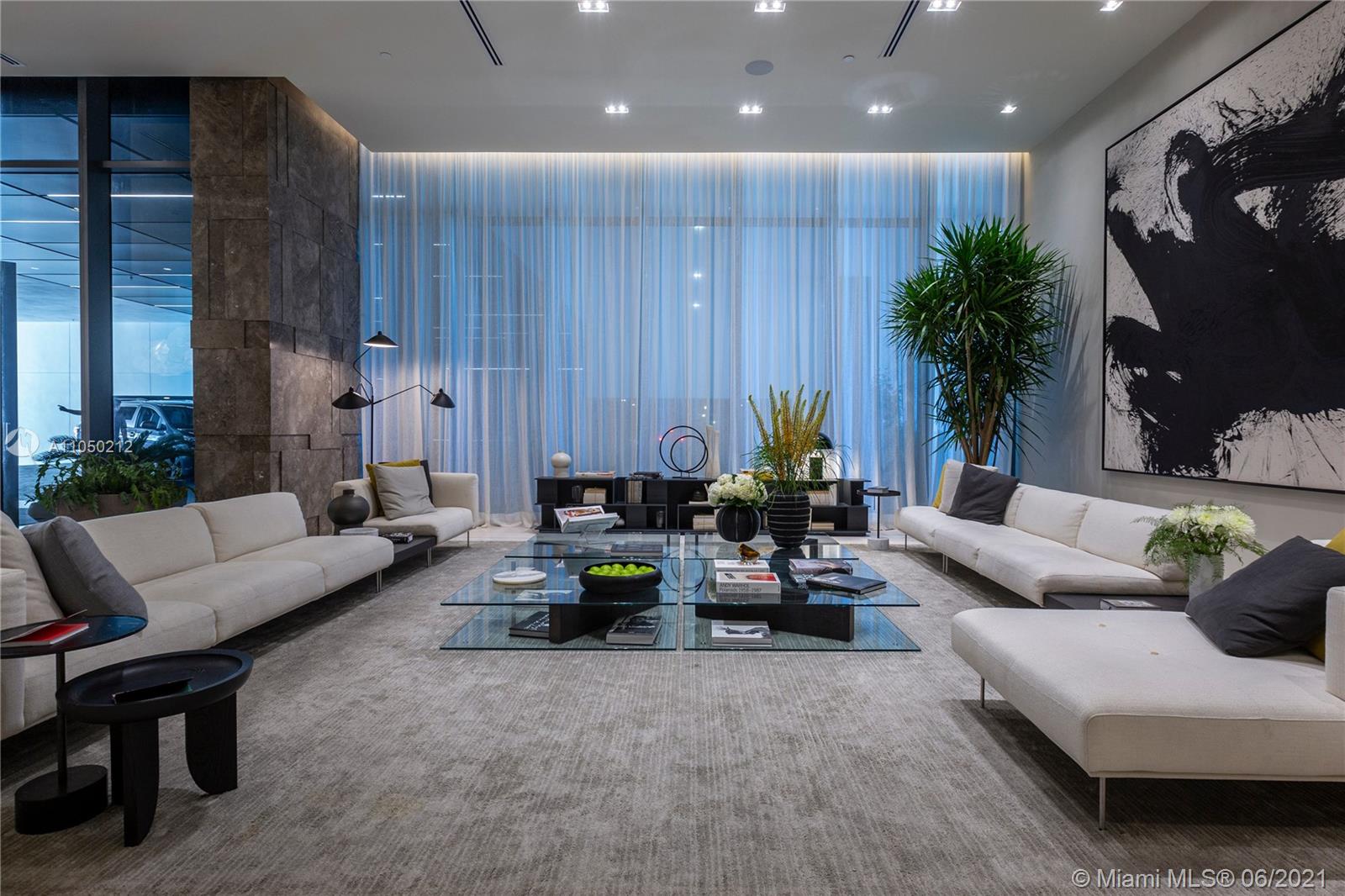 GRAN PARAISO CONDO - Residential Lease