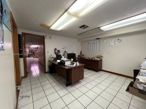 1671 W 38th Pl 1406 Hialeah FL 33012