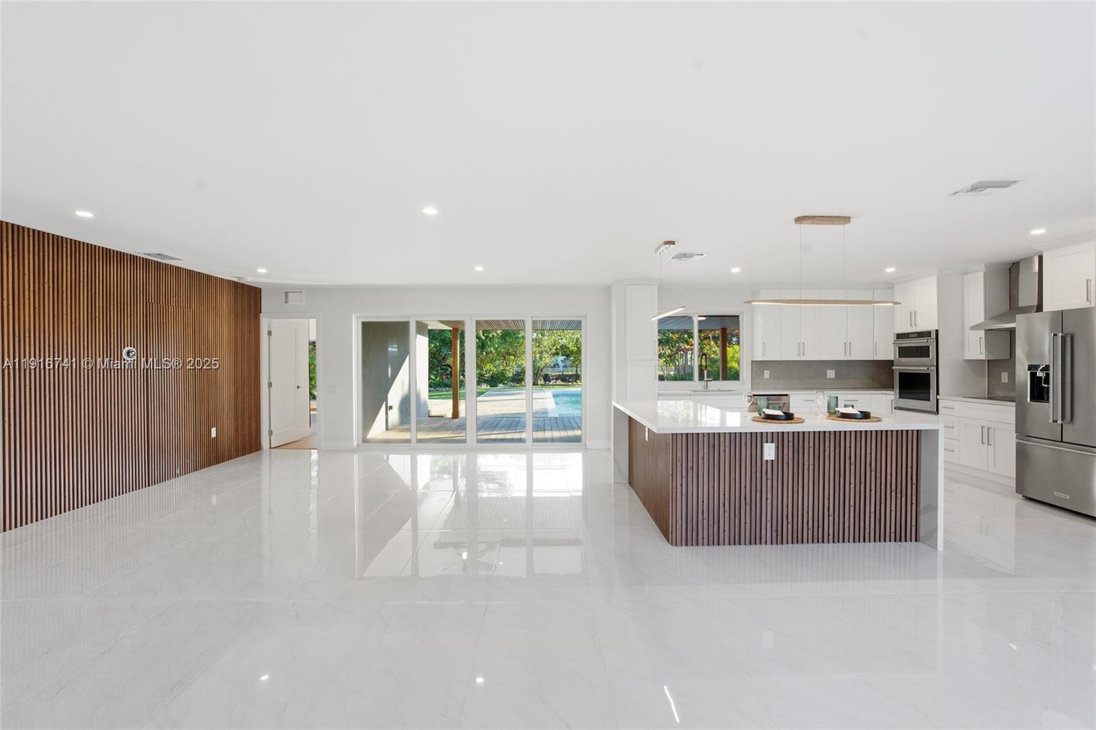 SOARS RIVER ESTATES - Residential