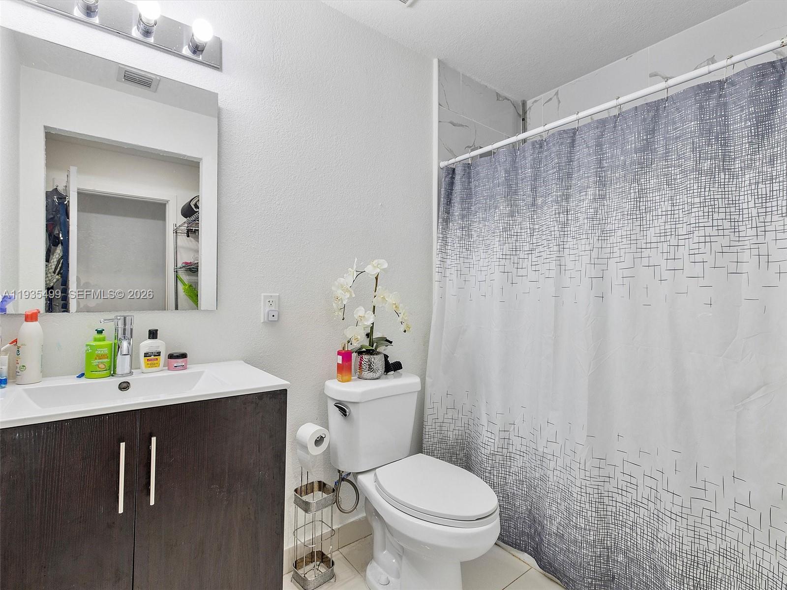 PARADISE GARDENS - Residential