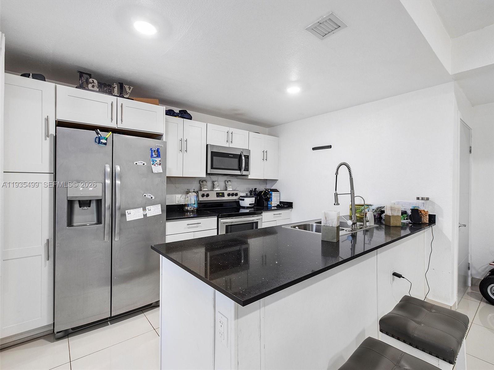 PARADISE GARDENS - Residential