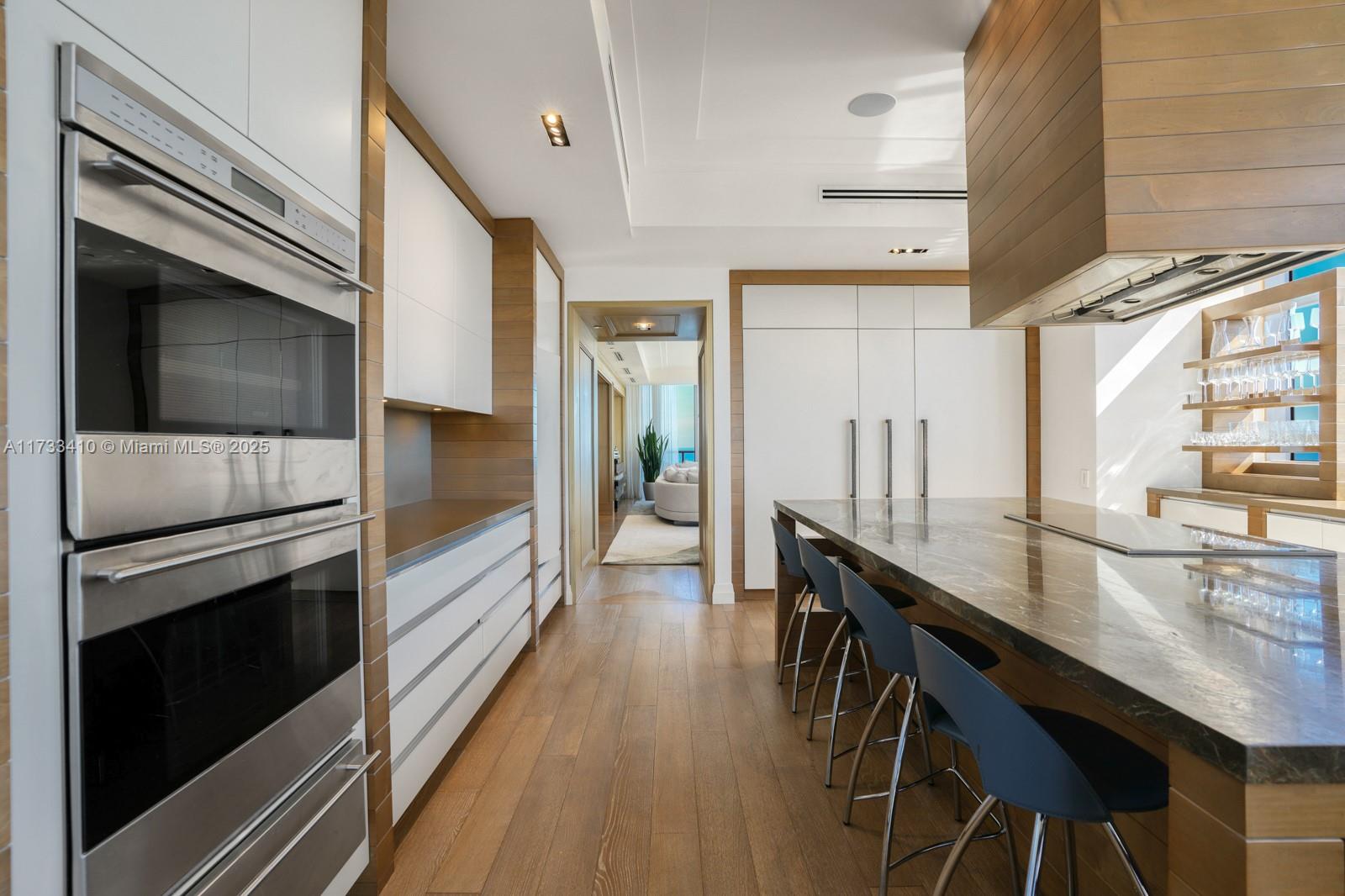 BAL HARBOUR NORTH SOUTH C - Residential