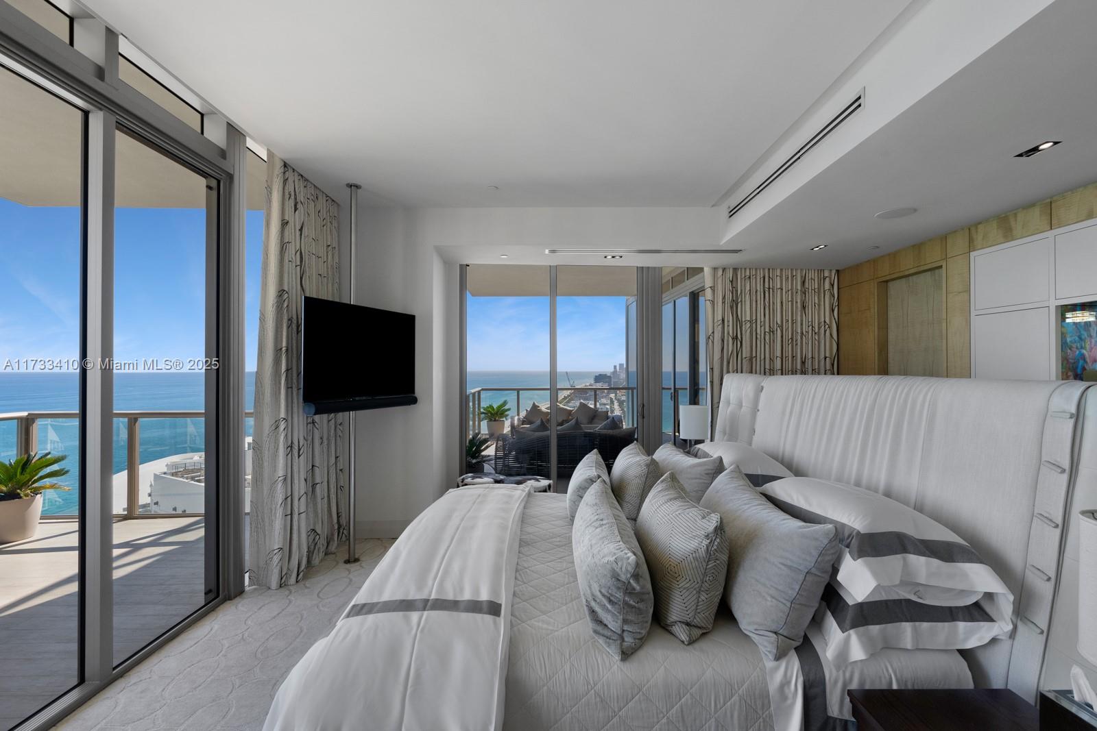 BAL HARBOUR NORTH SOUTH C - Residential