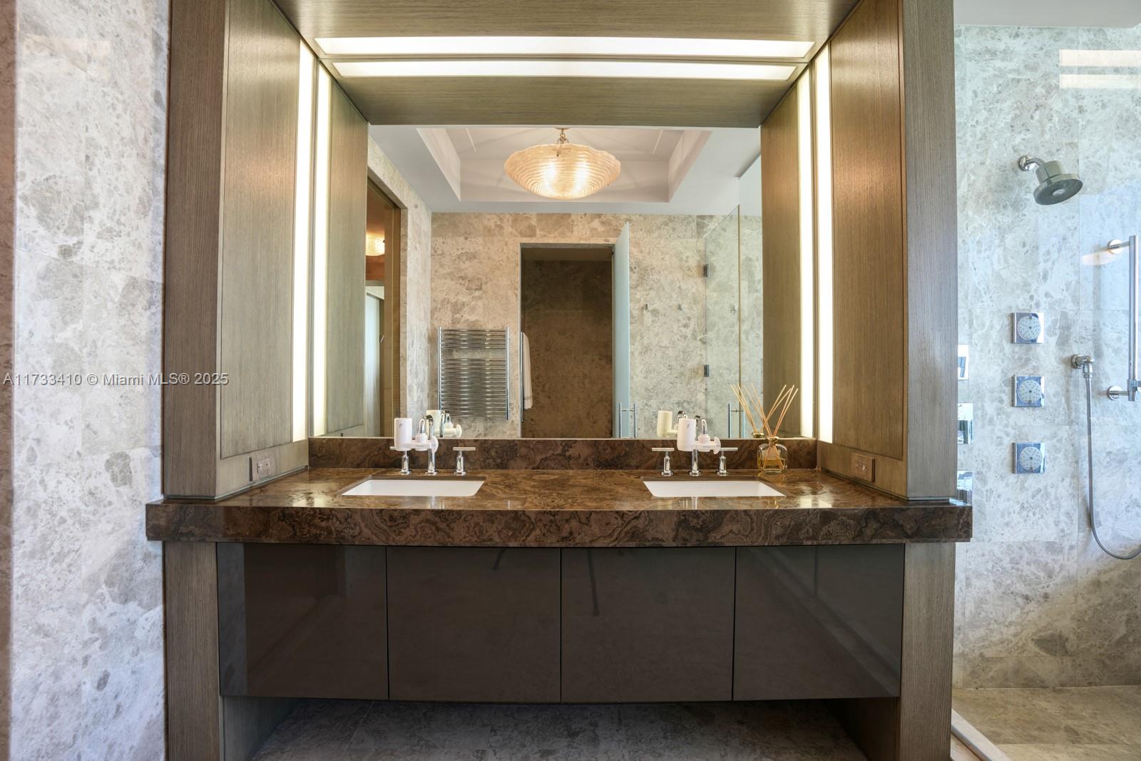 BAL HARBOUR NORTH SOUTH C - Residential