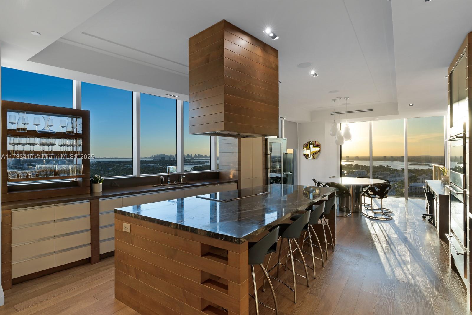 BAL HARBOUR NORTH SOUTH C - Residential