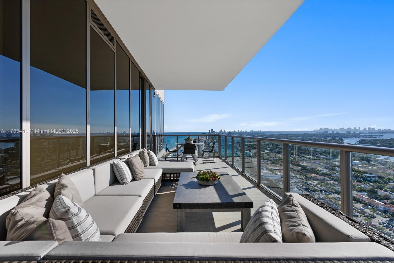 BAL HARBOUR NORTH SOUTH C - Residential