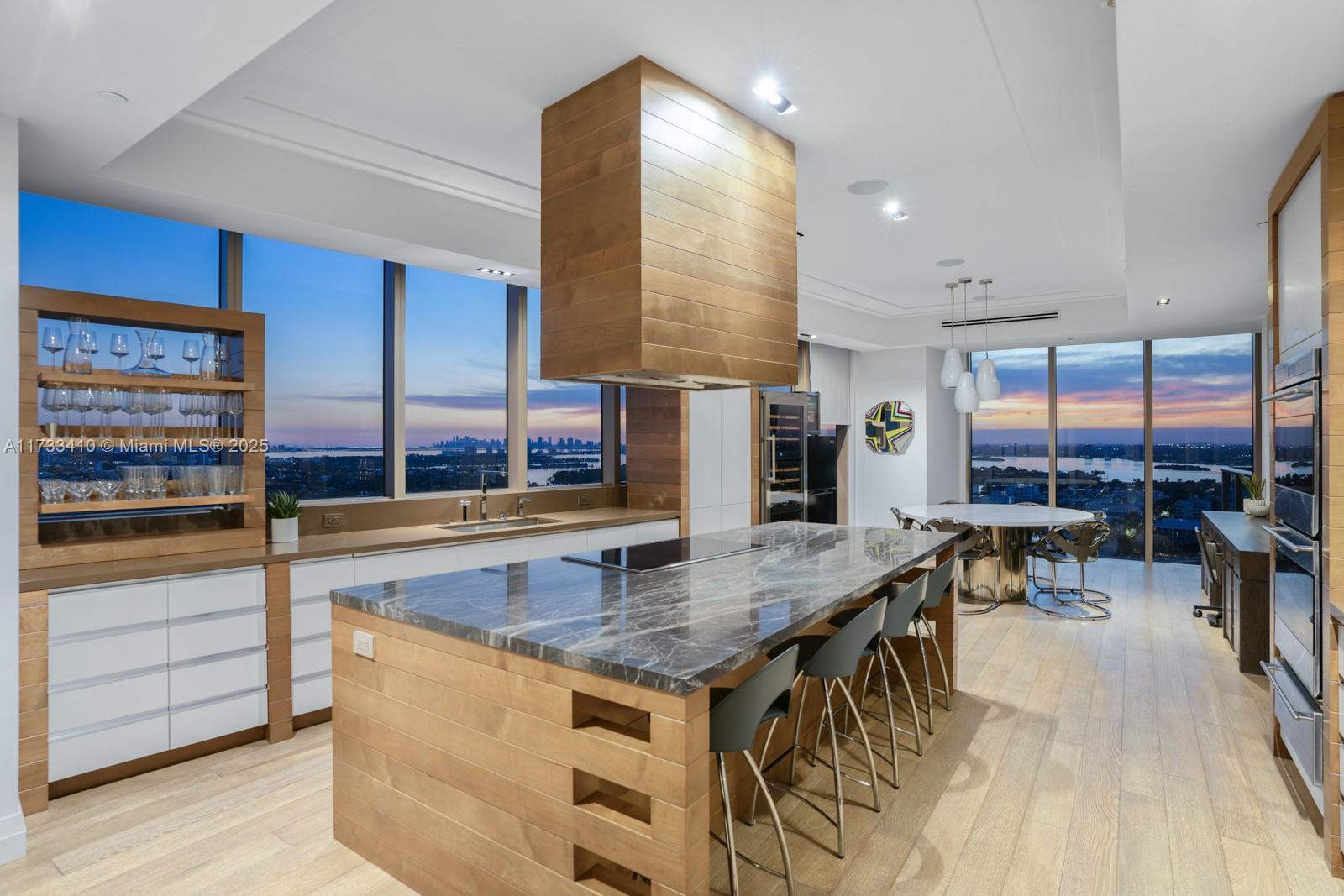 BAL HARBOUR NORTH SOUTH C - Residential