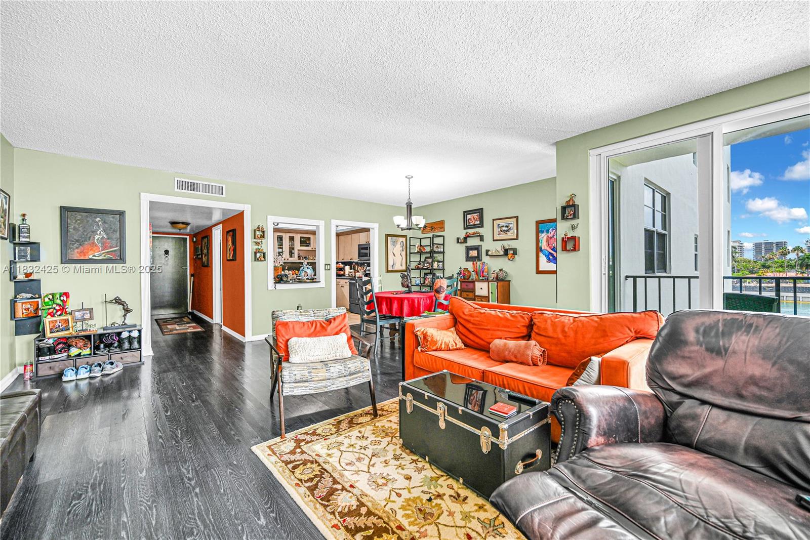 GRANADA CONDOMINIUM - Residential