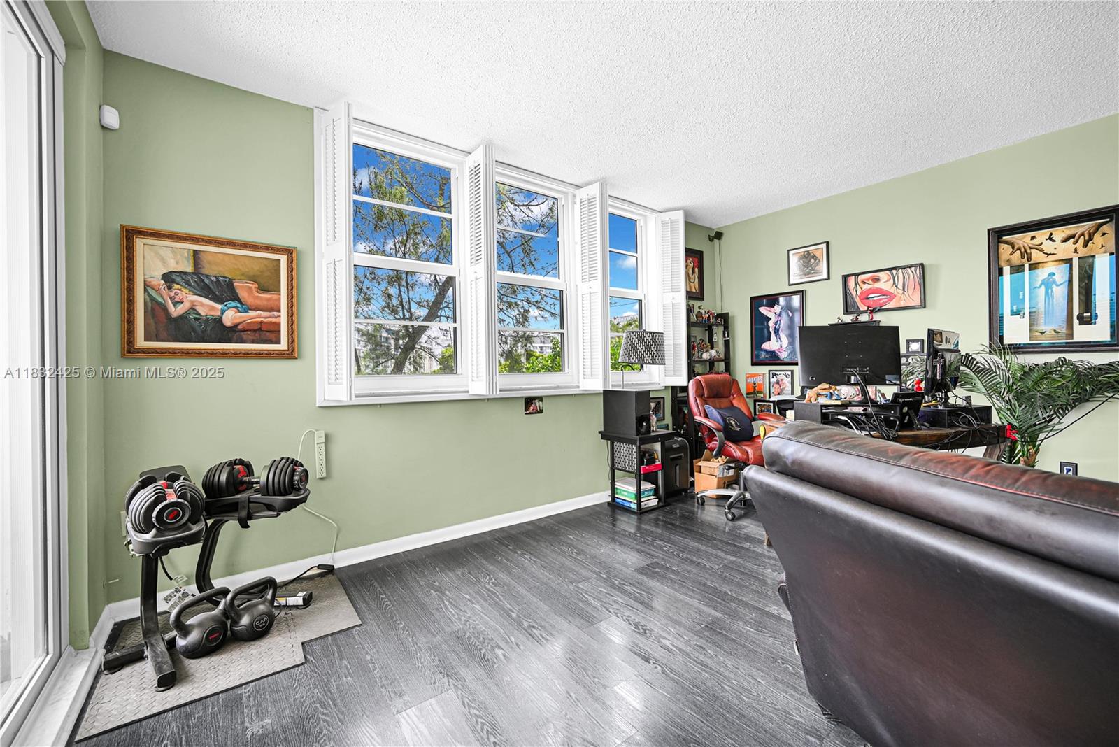 GRANADA CONDOMINIUM - Residential