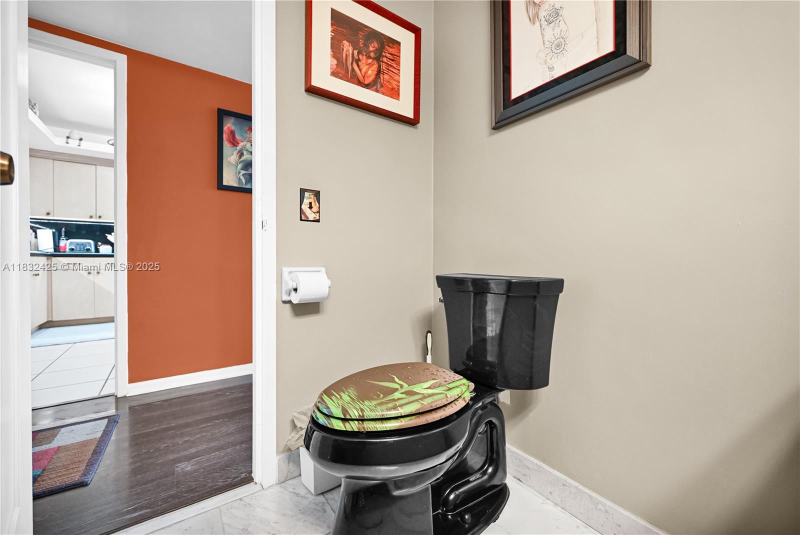 GRANADA CONDOMINIUM - Residential