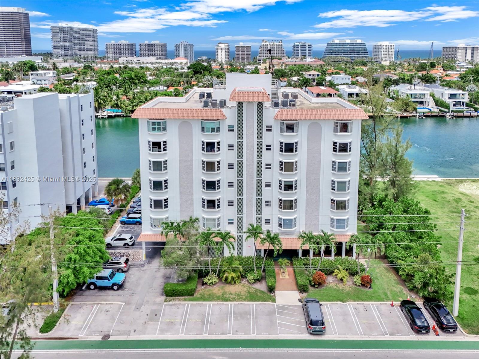 GRANADA CONDOMINIUM - Residential