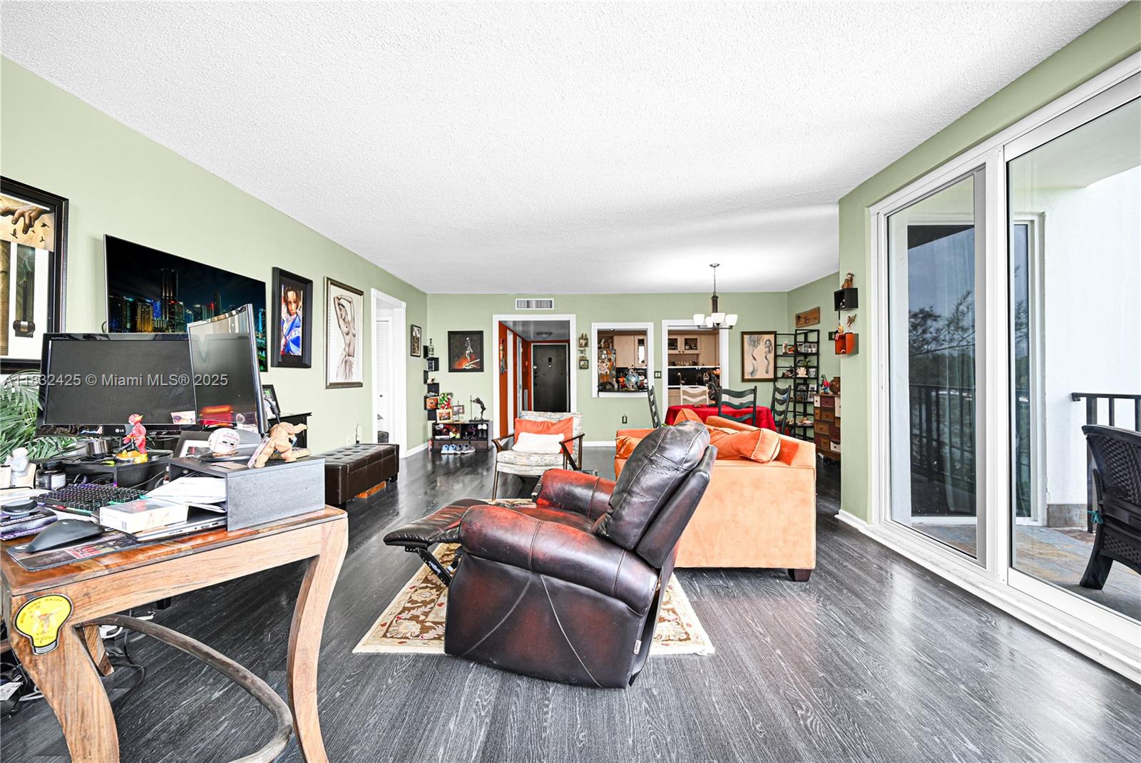 GRANADA CONDOMINIUM - Residential