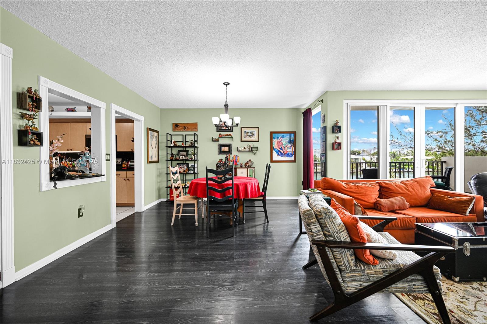 GRANADA CONDOMINIUM - Residential