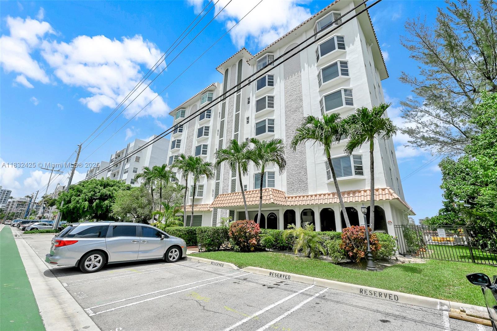 GRANADA CONDOMINIUM - Residential