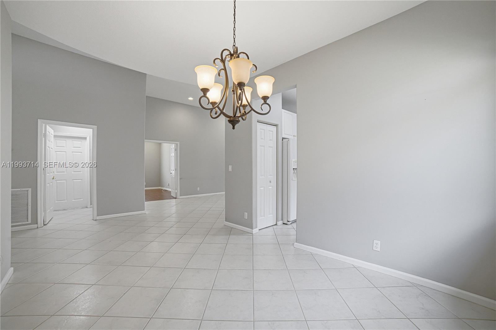 POLO TRACE 2 4 - Residential