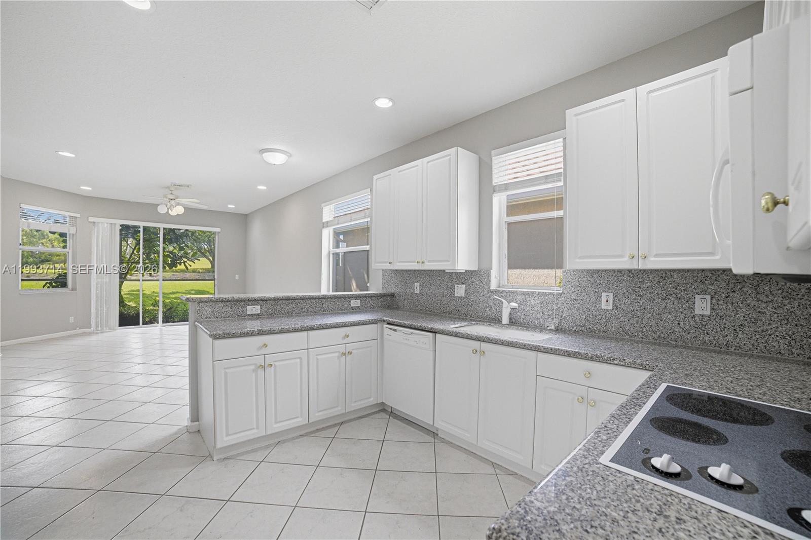 POLO TRACE 2 4 - Residential