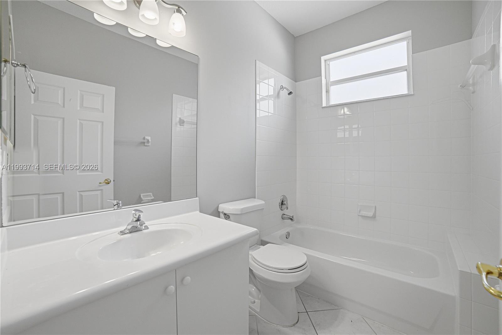 POLO TRACE 2 4 - Residential