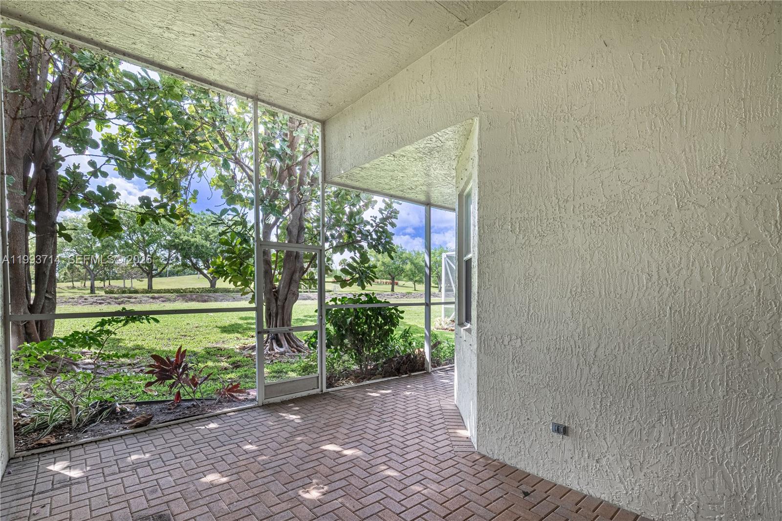 POLO TRACE 2 4 - Residential