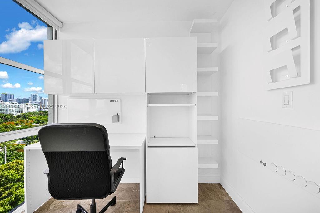 BRICKELL PLACE PHASE II C - Residential