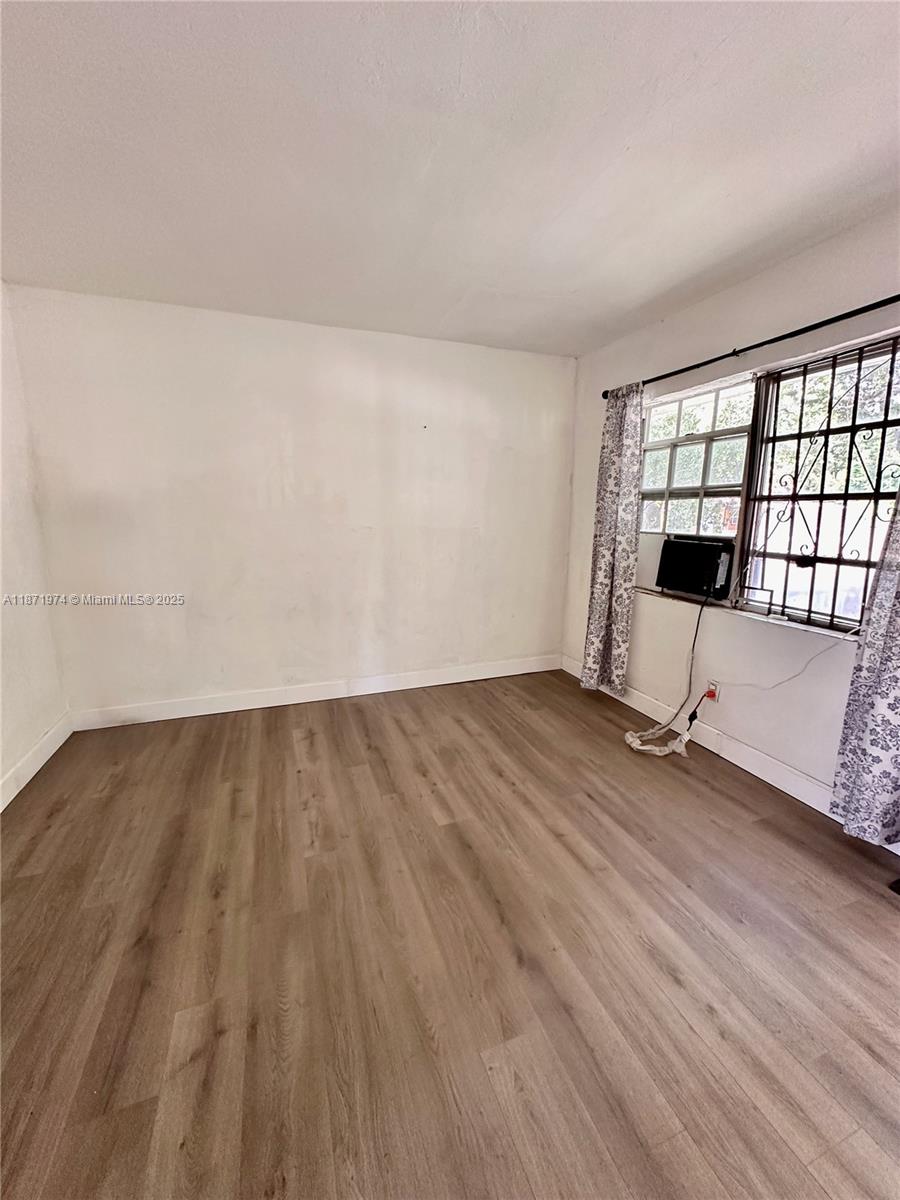 View photos, virtual tours, details... 401 NW 81st St