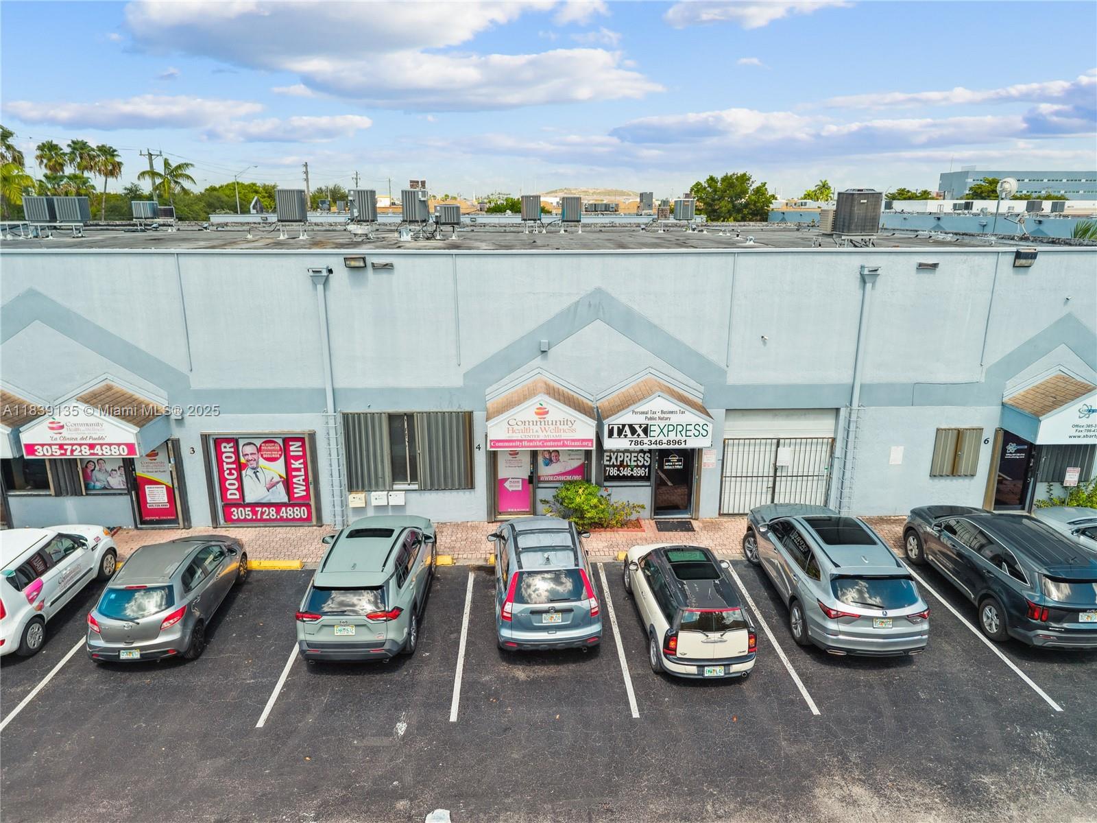 Spacious Mixed Use Building. Please verify with local authorities for allowed zoning use and requirements.
PROPERTY IS BEING SOLD AS A PACKAGE SUITE 1,2,3,4,& 9. #1-A11838332, #2-A11839124, #3-A11839131, #4-A11839135, #9-A11839141 STE 3, 4, & 9 CURRENTLY RENTED MONTH TO MONTH TO THE SAME TENANT
