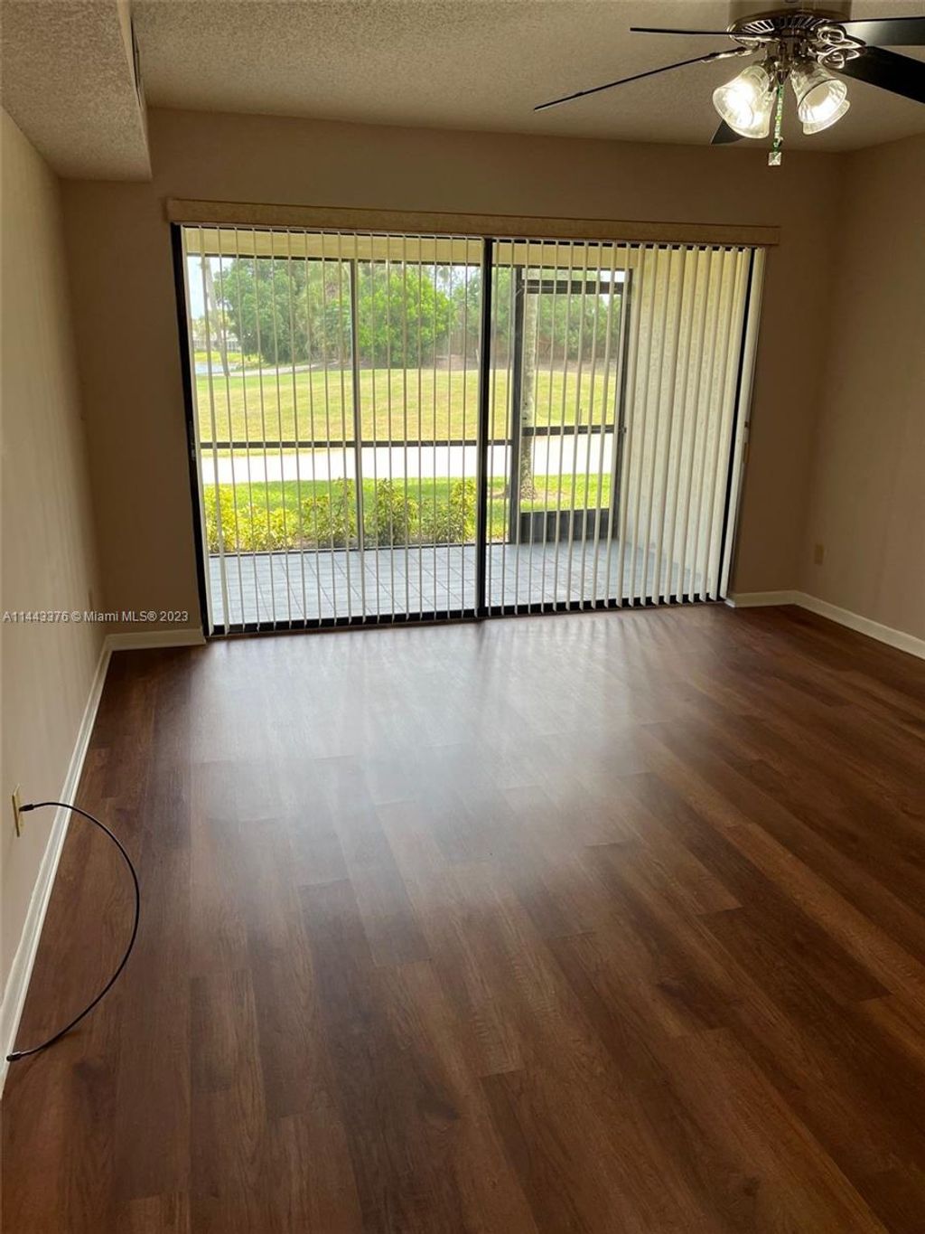 Photo of 801 Pinecrest Cir #E, Jupiter, FL 33458 (MLS # A11443376)