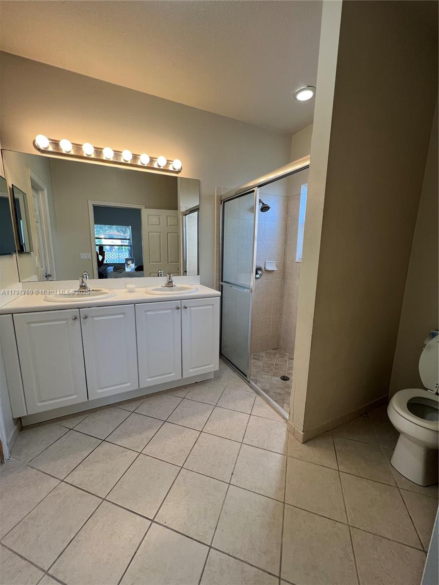 ATLANTIS AT OASIS - Residential