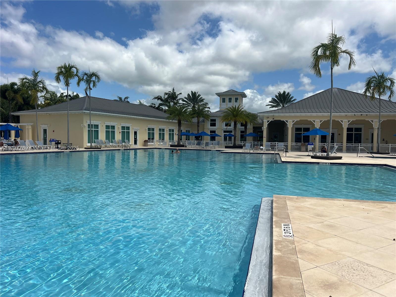 ATLANTIS AT OASIS - Residential