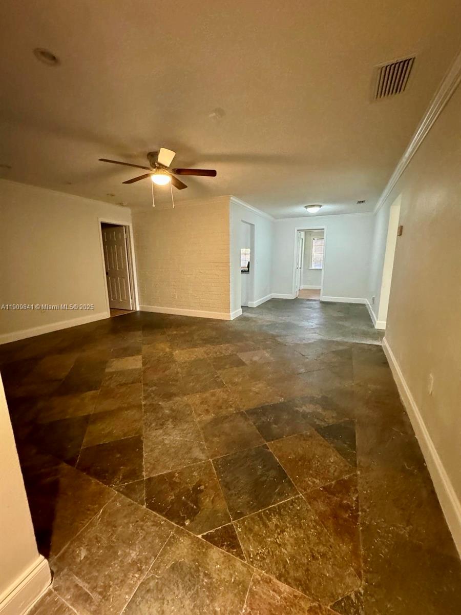 SUNRISE GOLF VILLAGE SEC - Residential Lease