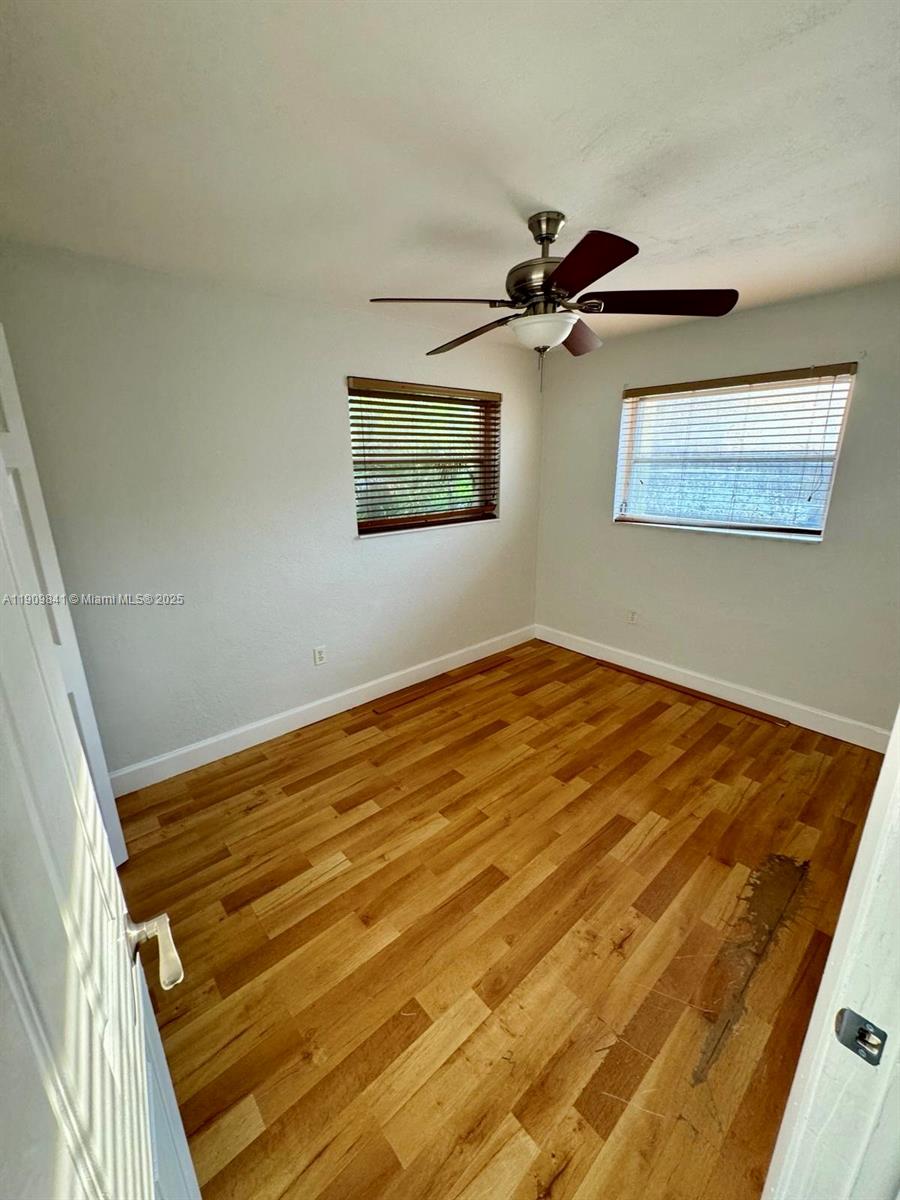 SUNRISE GOLF VILLAGE SEC - Residential Lease