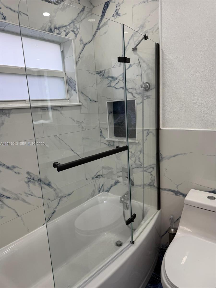 KAHLUA GARDENS CONDO - Residential