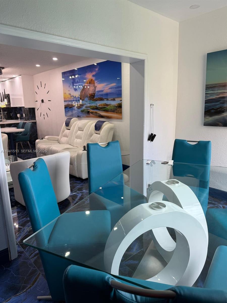 KAHLUA GARDENS CONDO - Residential