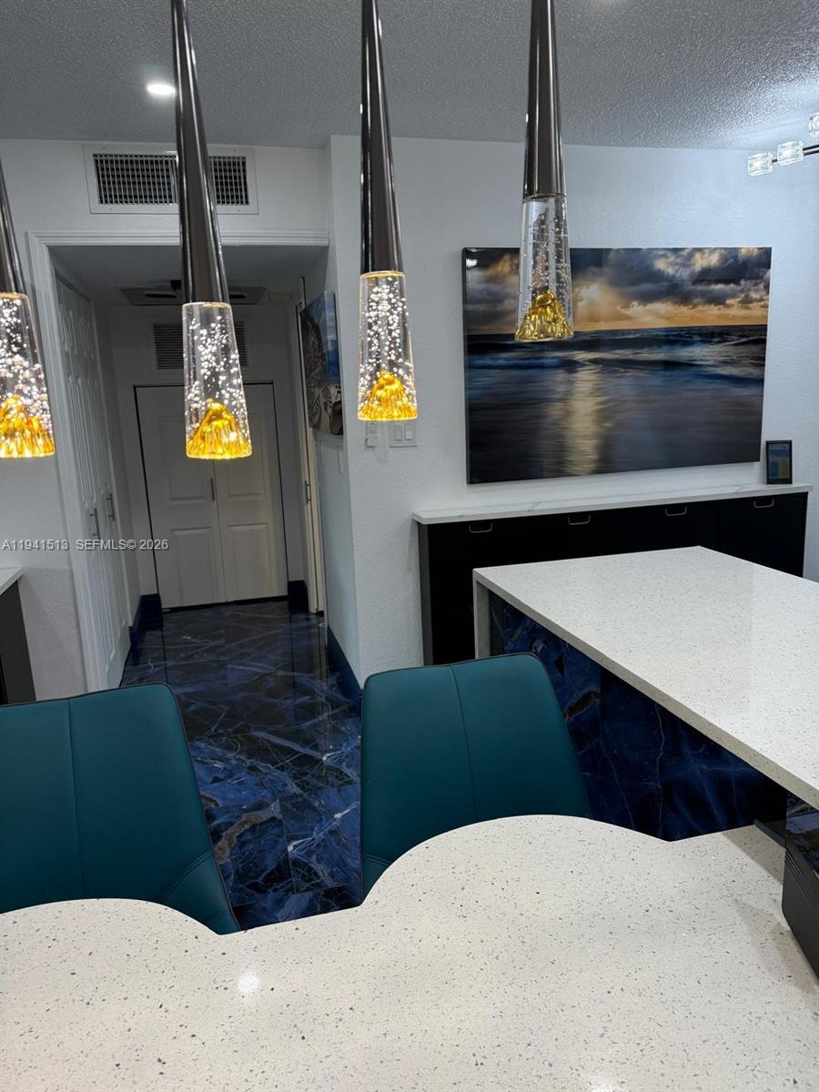 5121 W Oakland Park Blvd 212