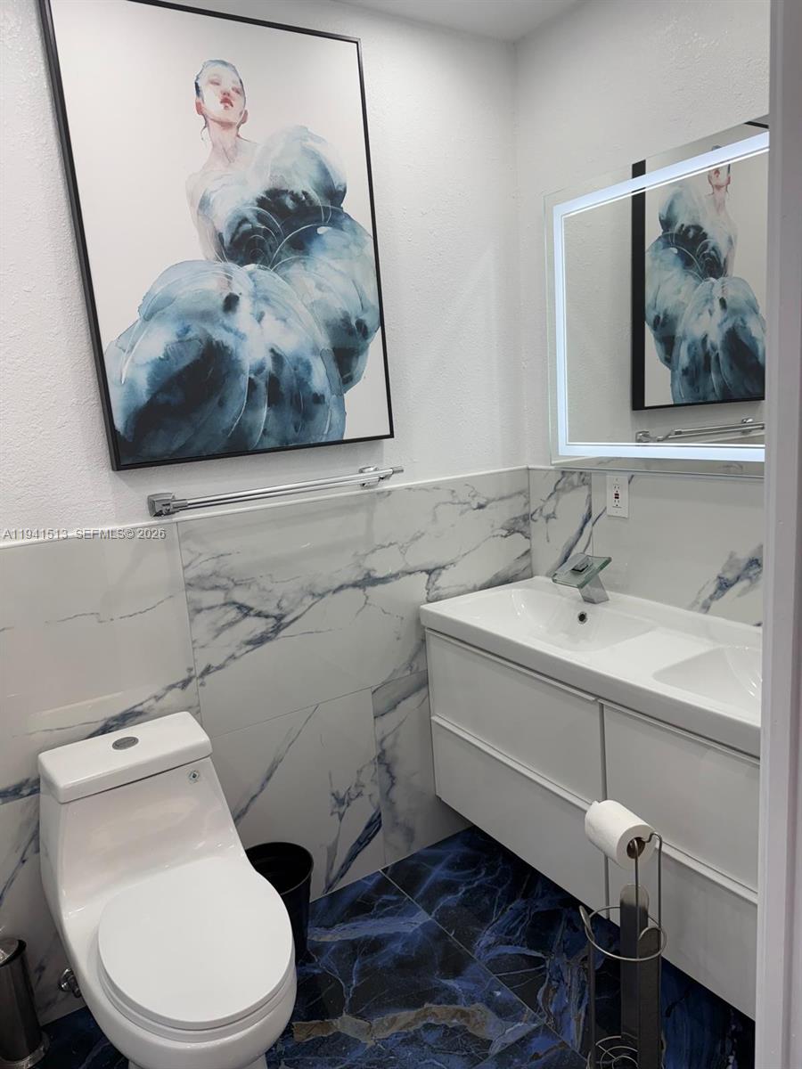 KAHLUA GARDENS CONDO - Residential