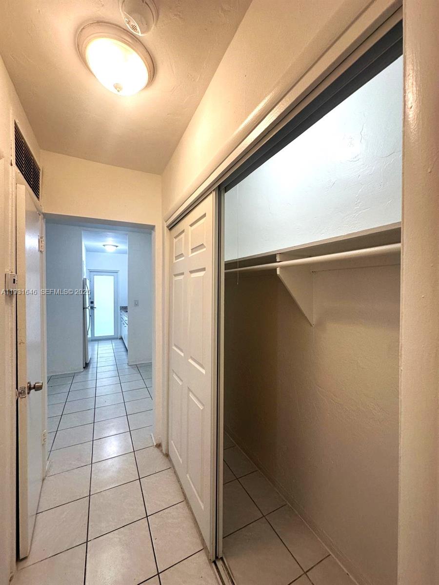 PARK VIEW ISLAND - Residential Lease