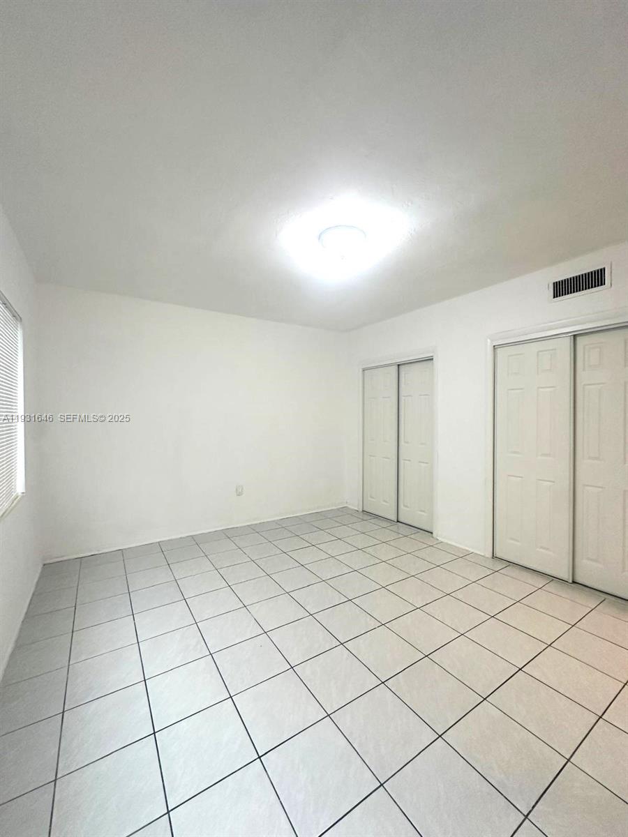 PARK VIEW ISLAND - Residential Lease