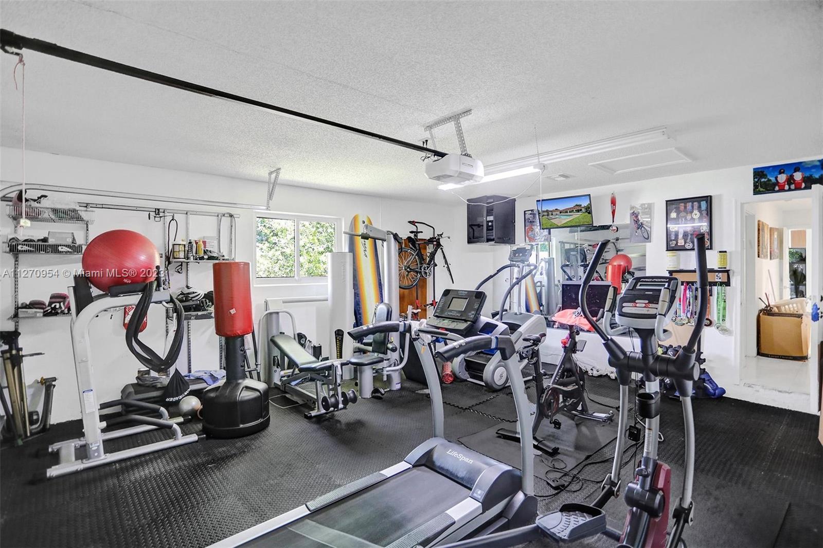 REPLAT OF OAK FOREST FOUR - Residential