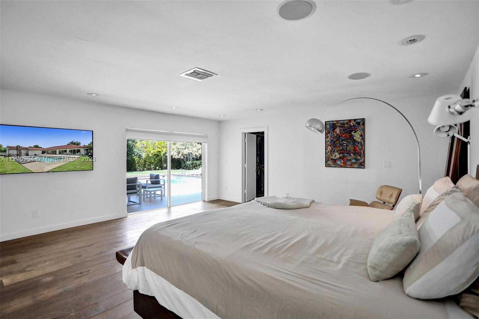 REPLAT OF OAK FOREST FOUR - Residential