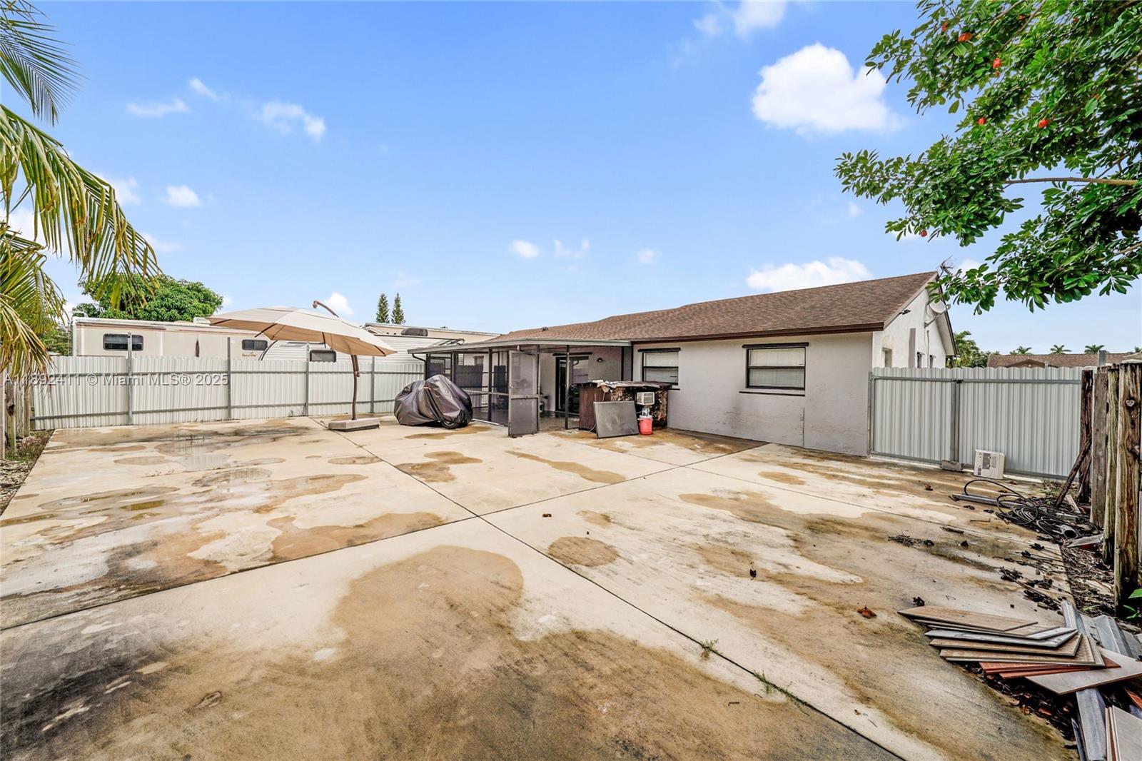 EMAUS PINES - Residential