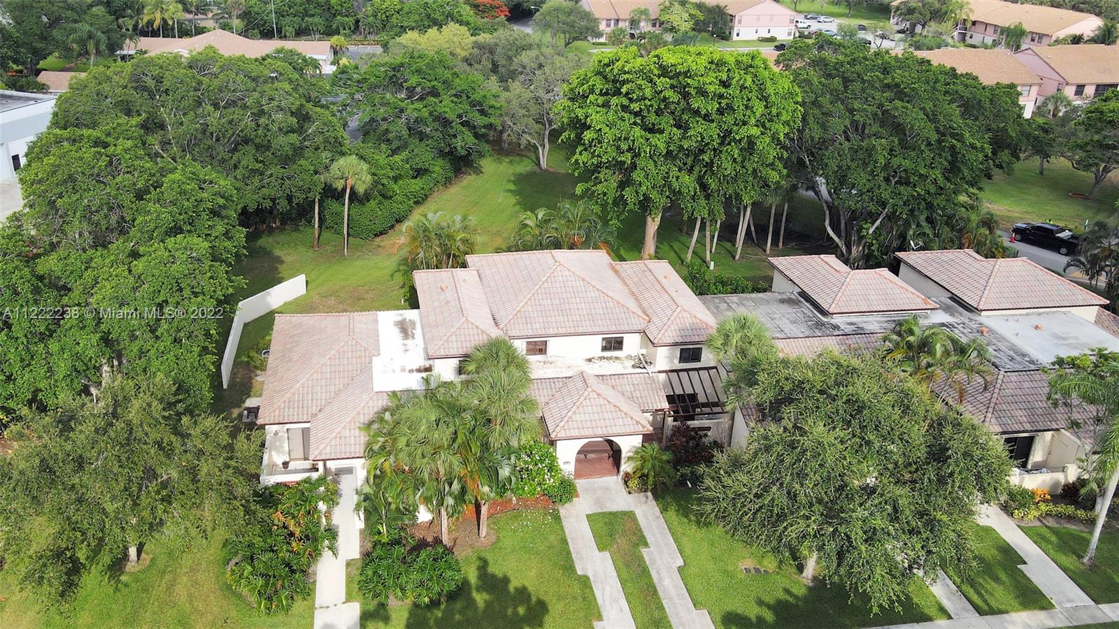 WINDWOOD UNIT I - Residential Lease