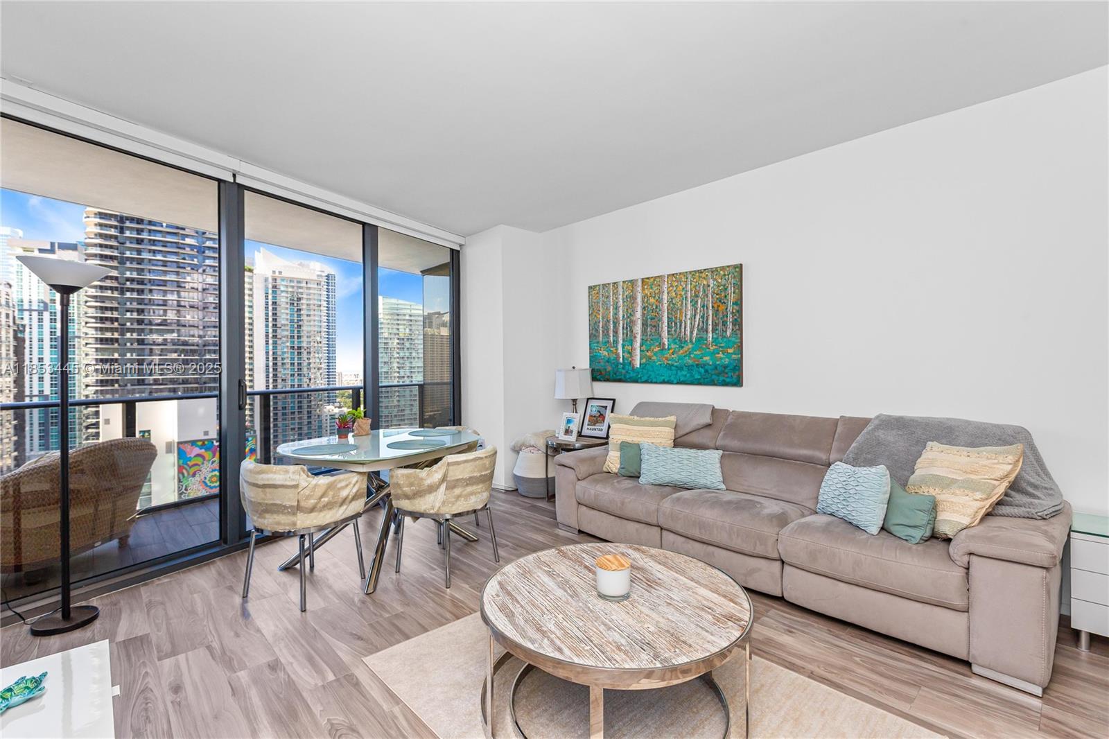 801 SMA RESIDENCES CONDO - Residential