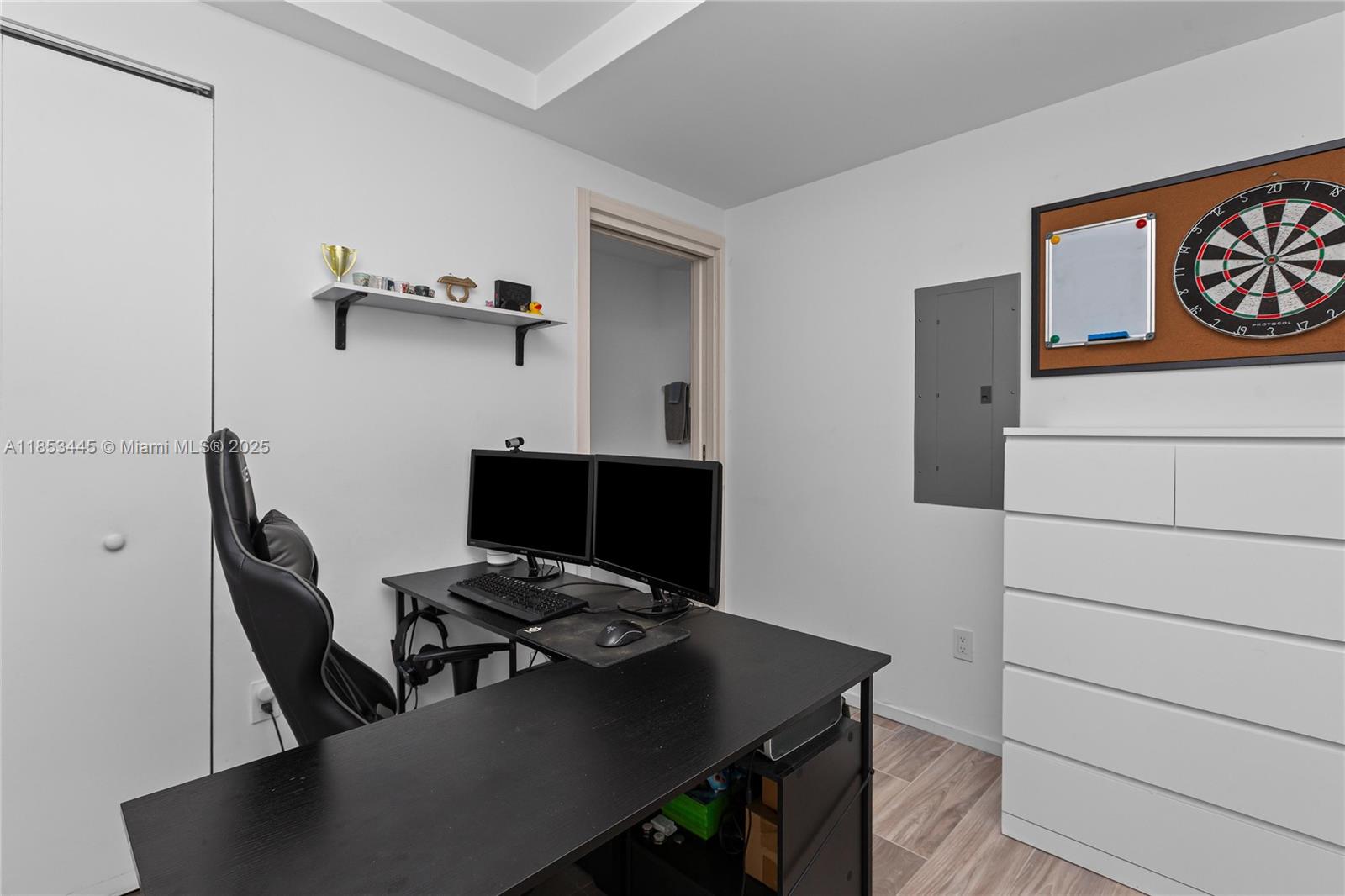 801 SMA RESIDENCES CONDO - Residential