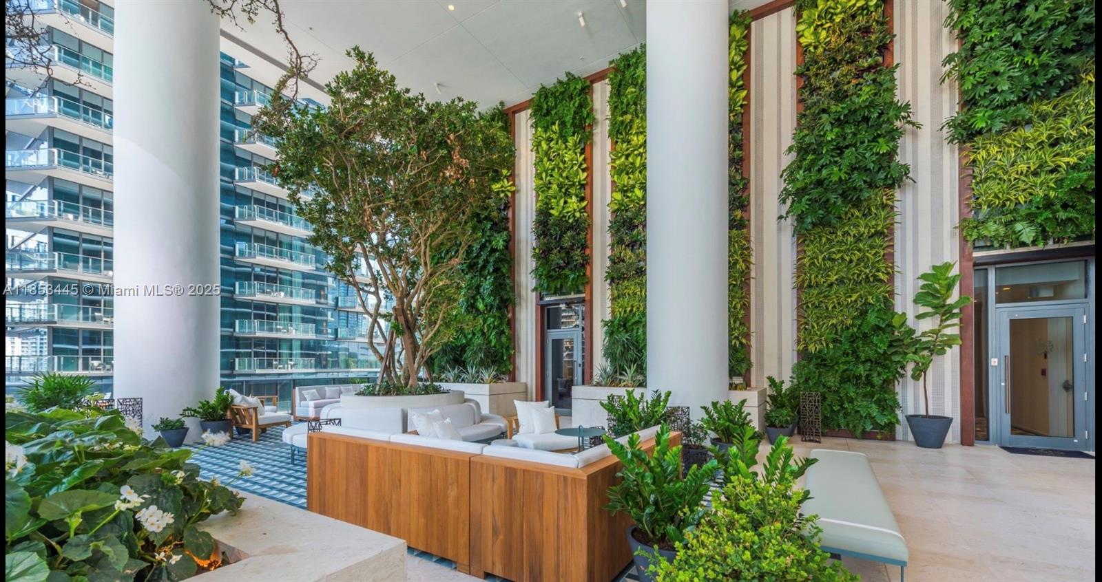 801 SMA RESIDENCES CONDO - Residential